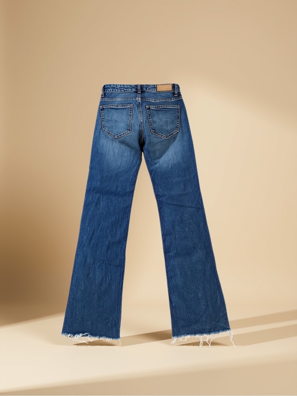 Pull&Bear Blue High-Rise Flare Jeans with Frayed Hem